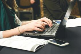 Utiliser du NLP et du GenAI pour extraire l'information dans les documents
